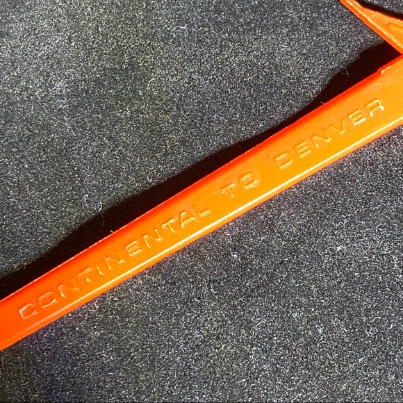 Vintage EUC Continental Airlines “Continental To Denver” Swizzle Stick/Stirrer - Picture 4 of 5